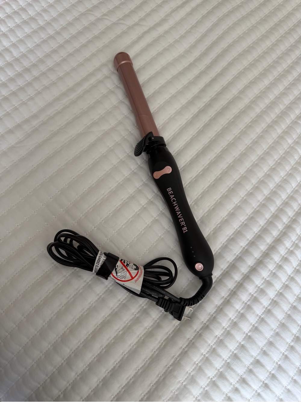 The Beachwaver B1 Rose Gold Curling Iron - Picture 2 of 7